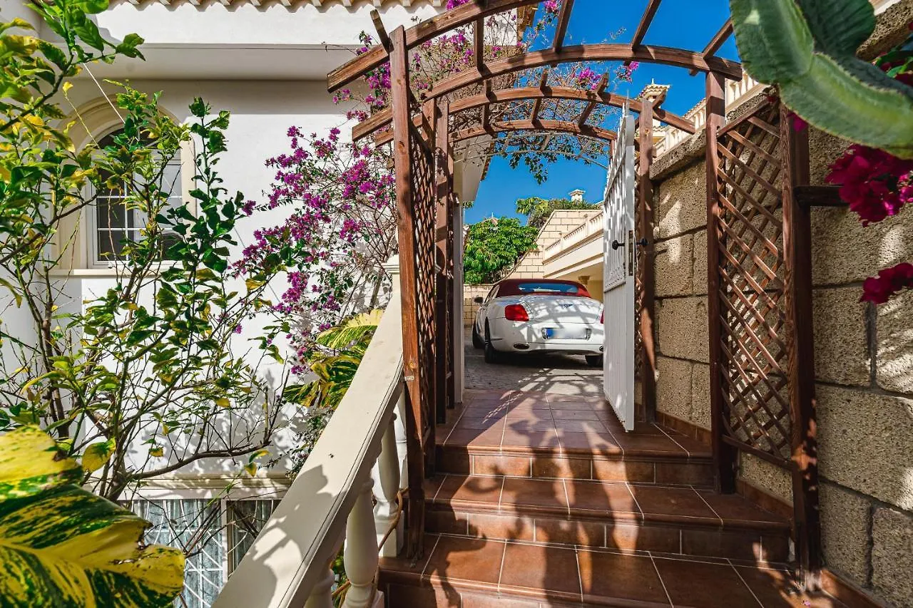 아파트 Luxury Villa El Duque 아데제