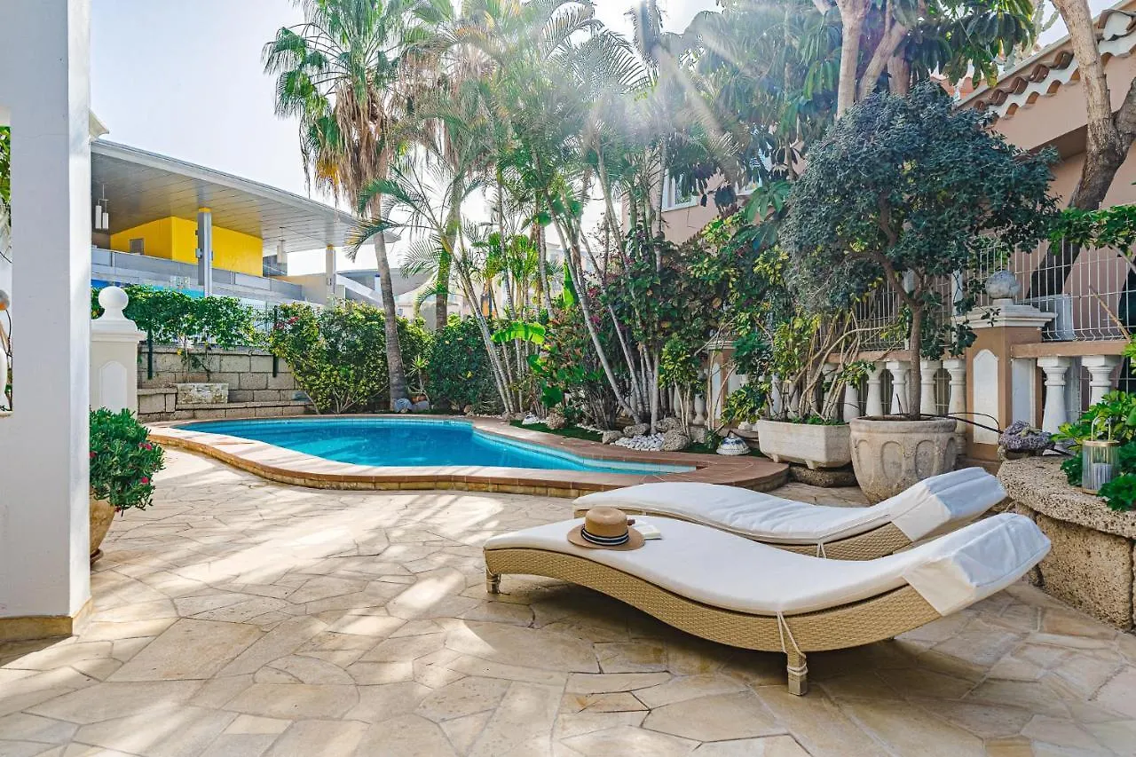 아파트 Luxury Villa El Duque 아데제