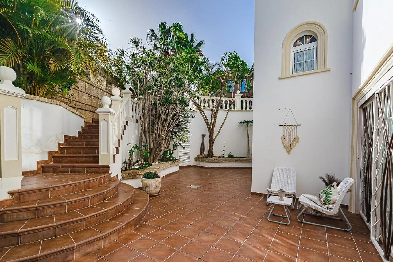 아파트 Luxury Villa El Duque 아데제 스페인